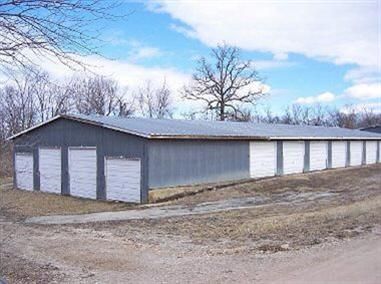 Lake Forest Storage Units: LR J-8, Pittsburg, MO 65724